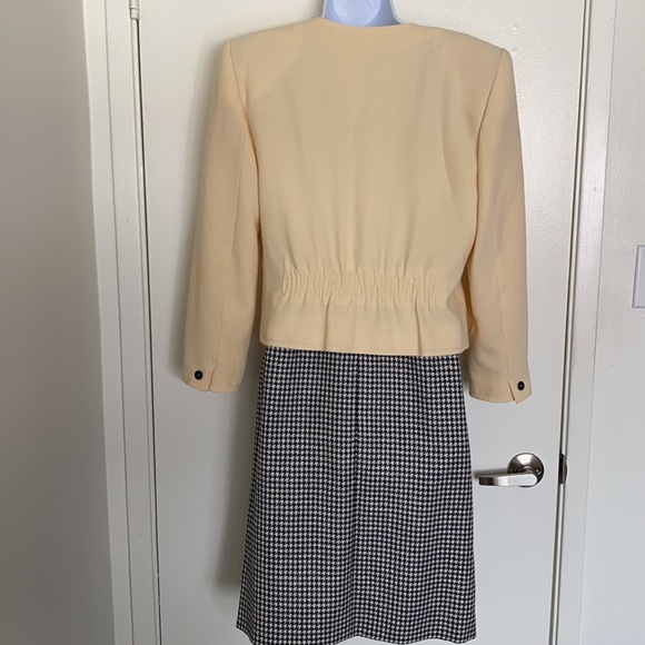 Valentino Miss V Vintage Houndstooth Skirt- Jacket Set - Picture 2 of 8